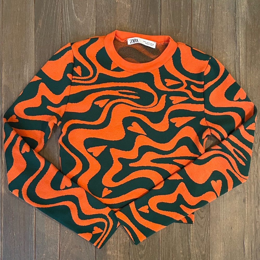 Zara Orange and Green Swirl Heart Sweater Top